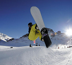 innsbruck-snowboarder