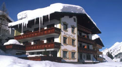 lech-zurs-hotel-felsenhof